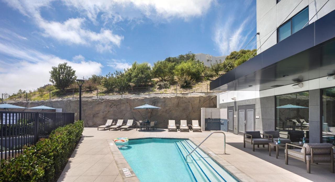 Ayres Hotel Vista Carlsbad Exterior photo