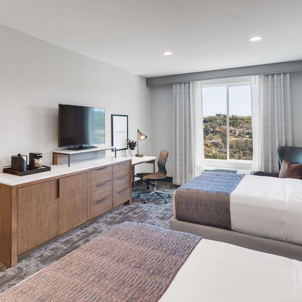 Ayres Hotel Vista Carlsbad Room photo